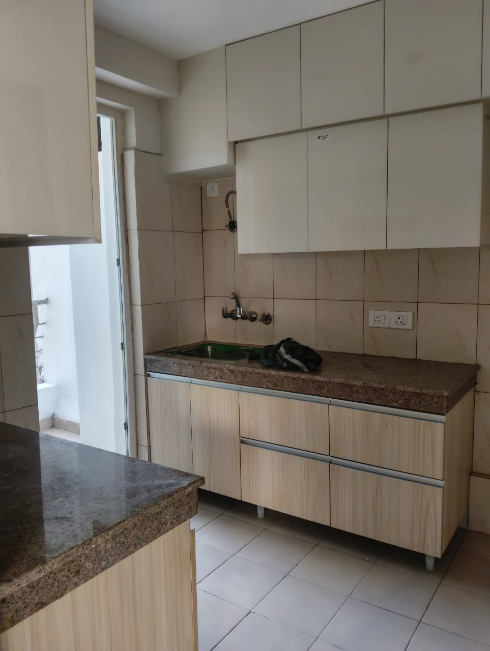 2.5BHK Flat at Lotus Panache - Image 7