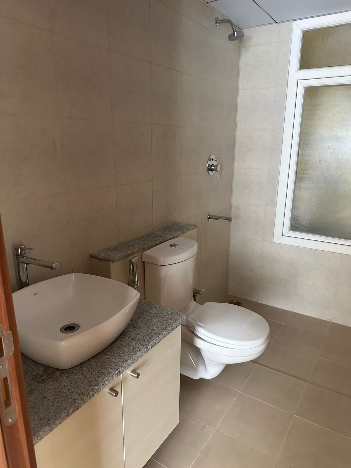 Nikoo 4 , 3.5 BHK Available for Sale - Image 6