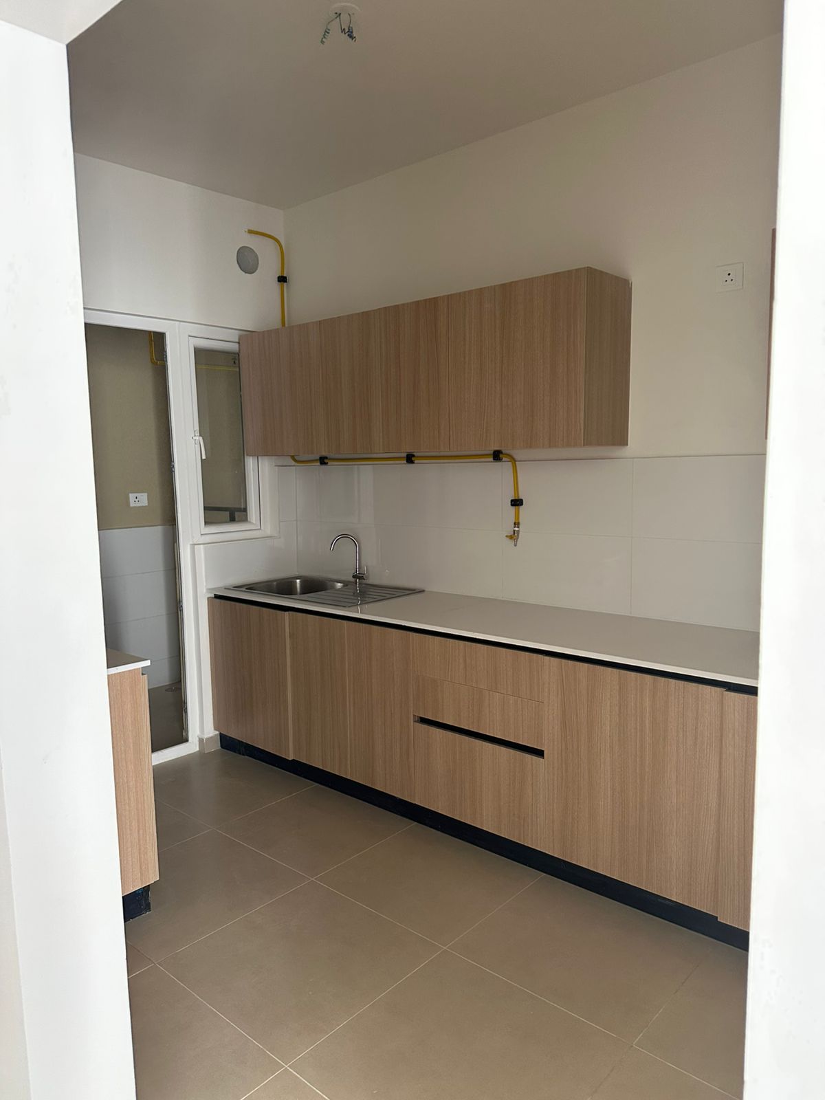 Nikoo 4 , 3.5 BHK Available for Sale - Image 5