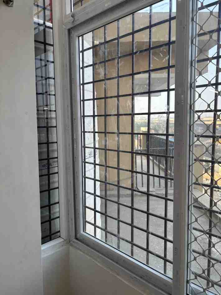 3bhk Flat at amrapali heartbeat city - Image 3